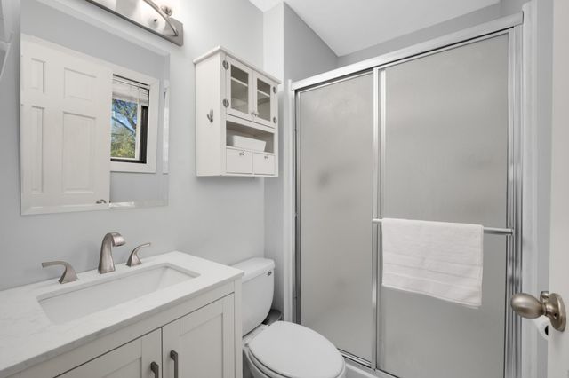 2600 E 121st Street, Burnsville, MN 55337