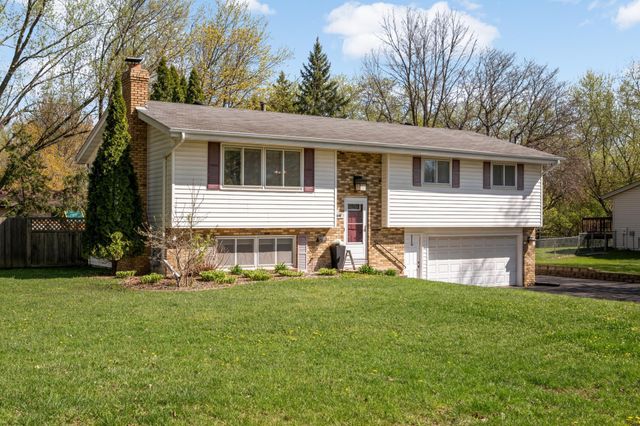 2600 E 121st Street, Burnsville, MN 55337