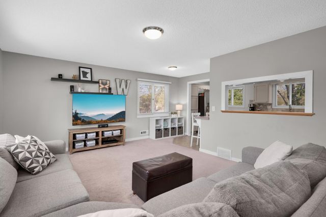 2600 E 121st Street, Burnsville, MN 55337