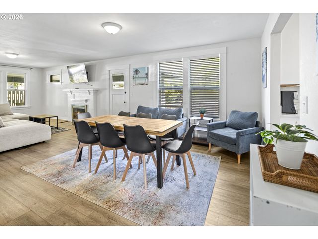 3044 Se 9TH Ave, Portland, OR 97202