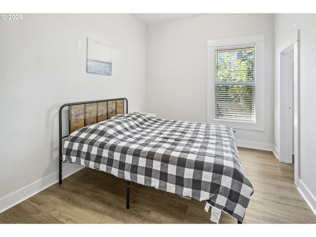 3044 Se 9TH Ave, Portland, OR 97202