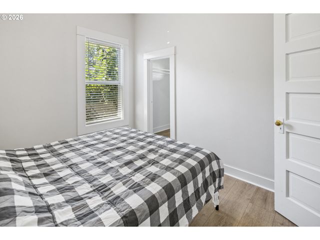 3044 Se 9TH Ave, Portland, OR 97202