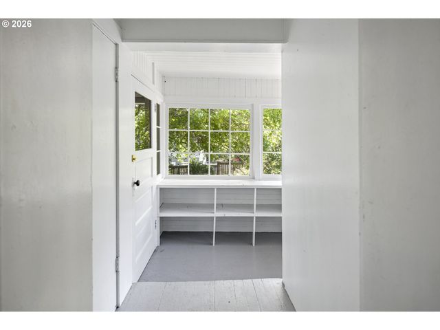 3044 Se 9TH Ave, Portland, OR 97202