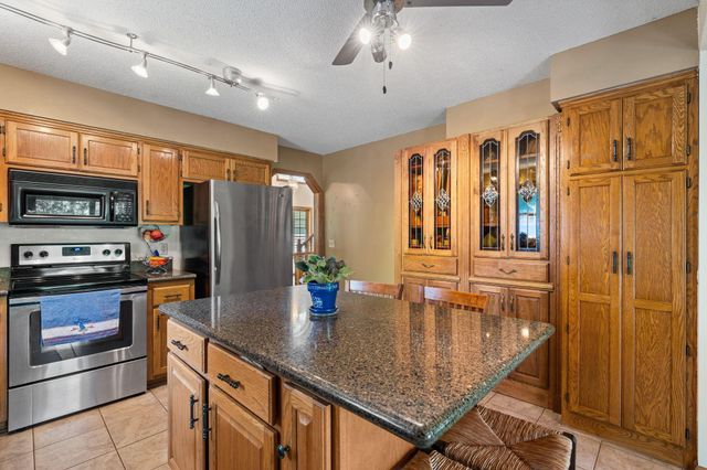 1320 Griffin Avenue, Mahtomedi, MN 55115