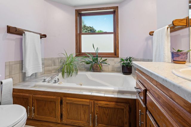 1320 Griffin Avenue, Mahtomedi, MN 55115