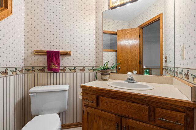 1320 Griffin Avenue, Mahtomedi, MN 55115