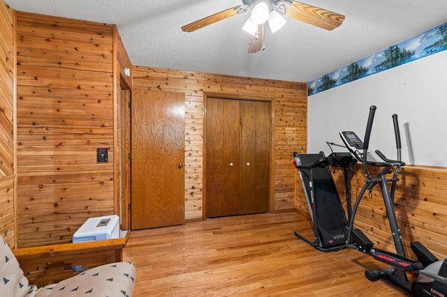 1320 Griffin Avenue, Mahtomedi, MN 55115