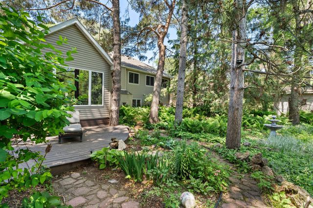 1320 Griffin Avenue, Mahtomedi, MN 55115
