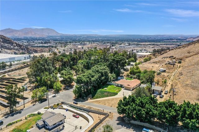 6018 Andalusia, Jurupa Valley, CA 92509