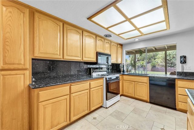 6018 Andalusia, Jurupa Valley, CA 92509