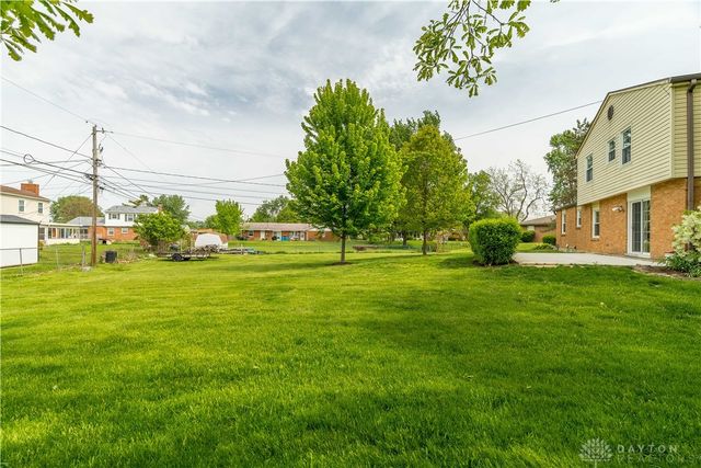 7013 Woodcroft Drive, Englewood, OH 45322
