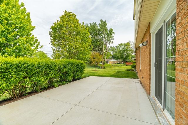 7013 Woodcroft Drive, Englewood, OH 45322