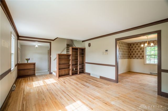 7013 Woodcroft Drive, Englewood, OH 45322