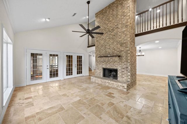 1375 Bullock Lane, Houston, TX 77055
