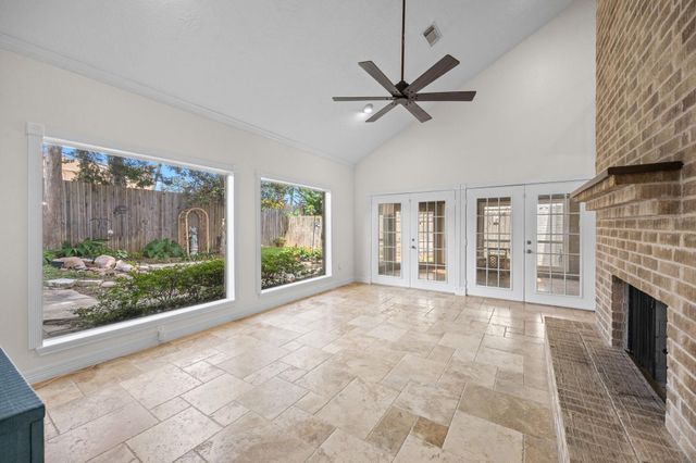 1375 Bullock Lane, Houston, TX 77055