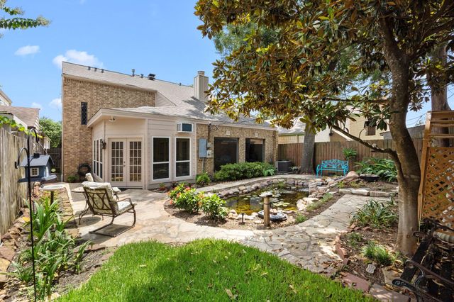 1375 Bullock Lane, Houston, TX 77055