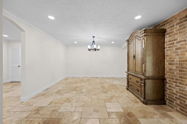 1375 Bullock Lane, Houston, TX 77055