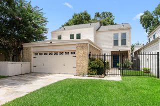 1375 Bullock Lane, Houston, TX 77055