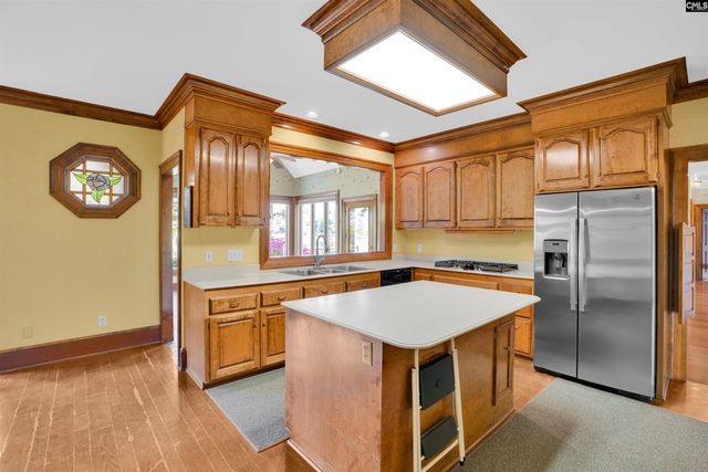 136 Fishers Shore Road, Columbia, SC 29223