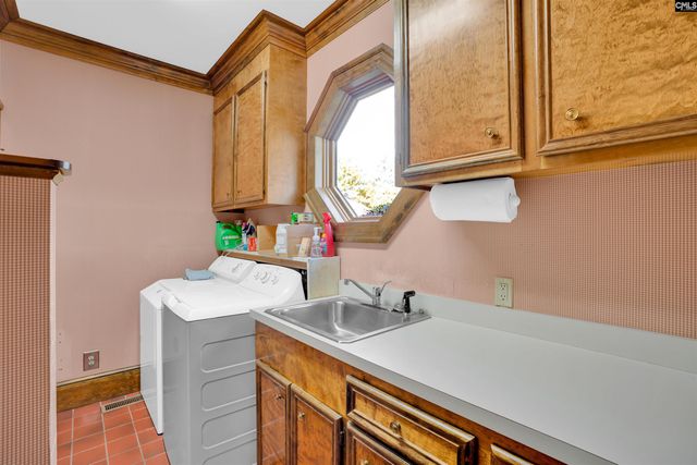 136 Fishers Shore Road, Columbia, SC 29223