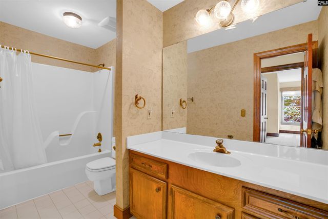 136 Fishers Shore Road, Columbia, SC 29223