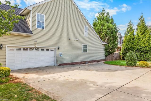 4107 Laurel Creek Drive, Greensboro, NC 27405