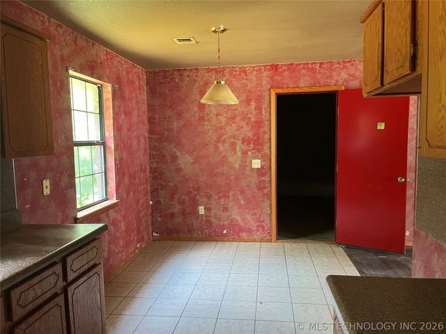 311 David Walker Lane, Stigler, OK 74462