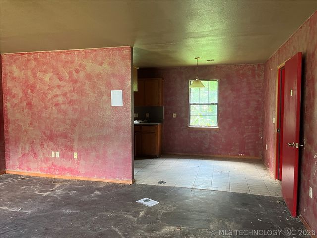 311 David Walker Lane, Stigler, OK 74462