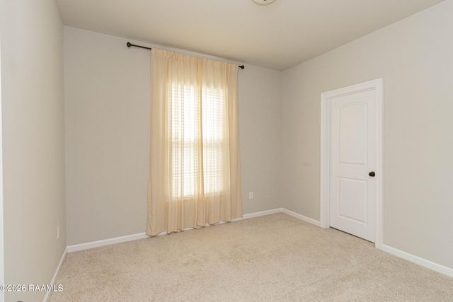 303 Tall Meadows Lane, Lafayette, LA 70506