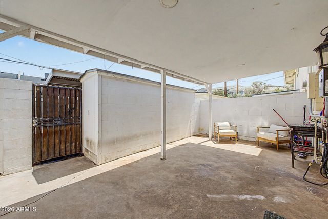 1307 N 44TH Street, Phoenix, AZ 85008