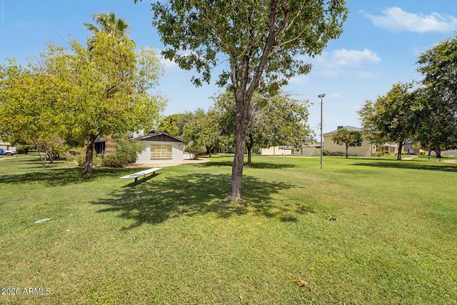1307 N 44TH Street, Phoenix, AZ 85008