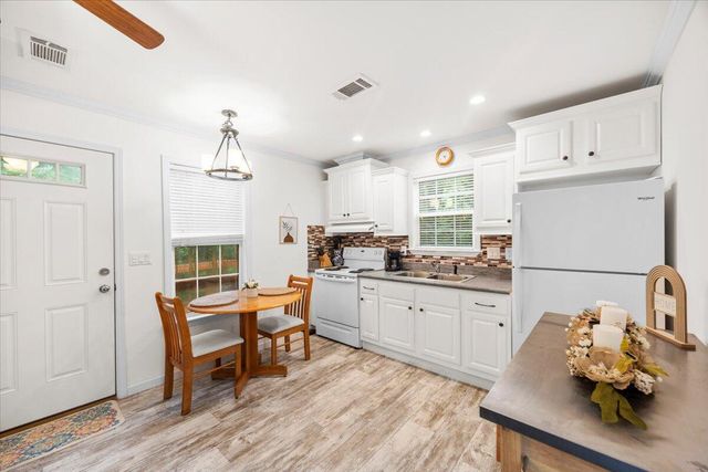2170 Shockley Springs Road, Baker, FL 32531