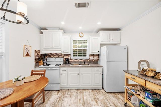 2170 Shockley Springs Road, Baker, FL 32531