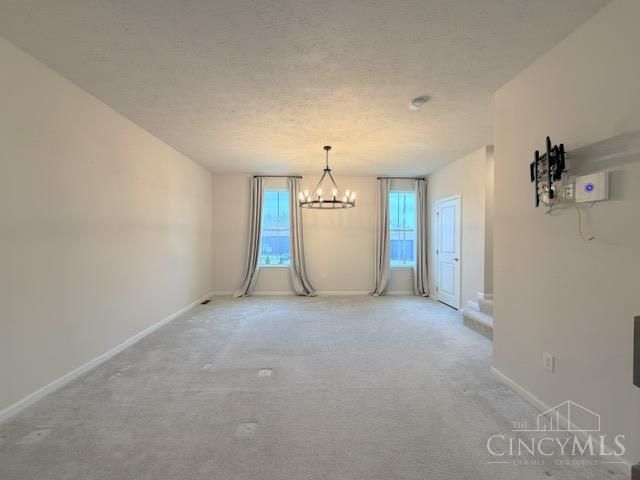 42 Wentworth Lane, Deer Park, OH 45236