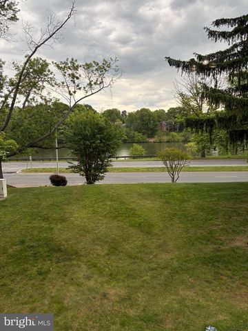 18815 WALKERS CHOICE RD, Gaithersburg, MD 20886