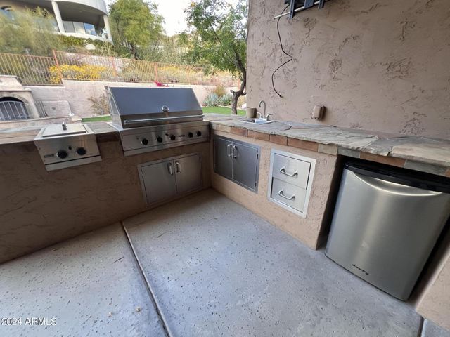 11467 E Sweetwater Avenue, Scottsdale, AZ 85259