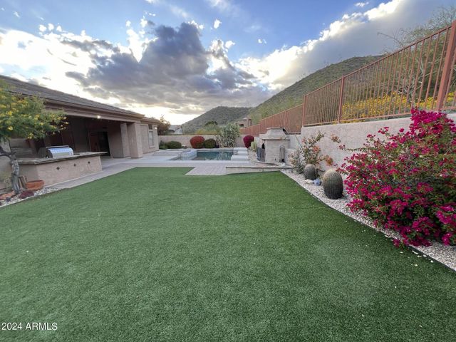 11467 E Sweetwater Avenue, Scottsdale, AZ 85259