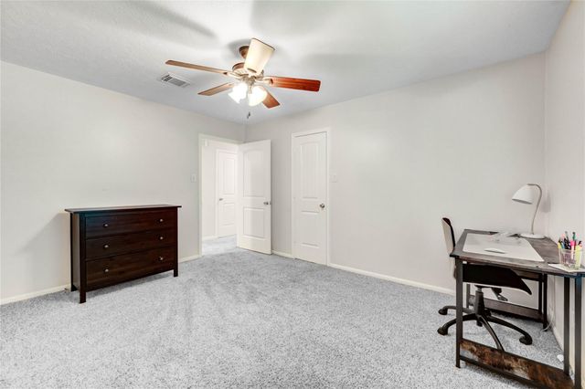 11715 Cypresswood Drive, Houston, TX 77070