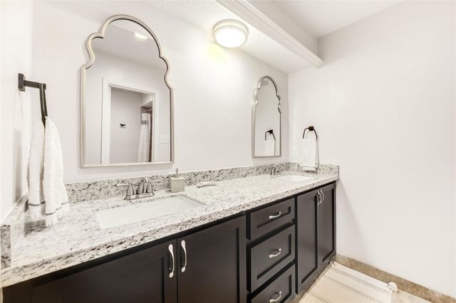 11715 Cypresswood Drive, Houston, TX 77070