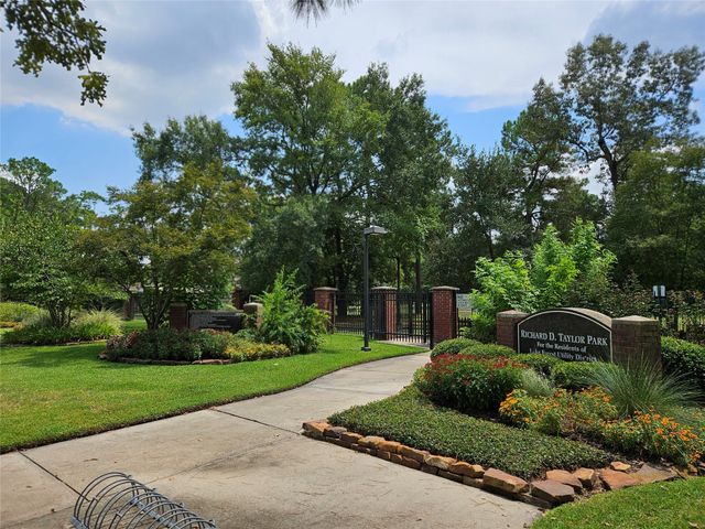 11715 Cypresswood Drive, Houston, TX 77070