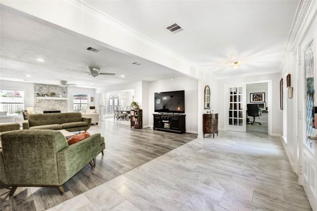11715 Cypresswood Drive, Houston, TX 77070