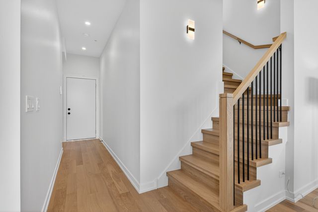 1347 W Grand Avenue 4N, Chicago, IL 60642