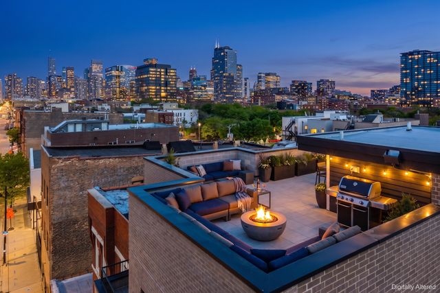 1347 W Grand Avenue 4N, Chicago, IL 60642