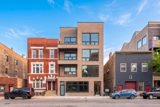1347 W Grand Avenue 4N, Chicago, IL 60642