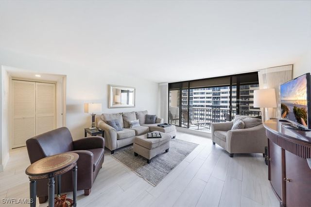 4005 Gulf Shore BLVD N 1104, Naples, FL 34103