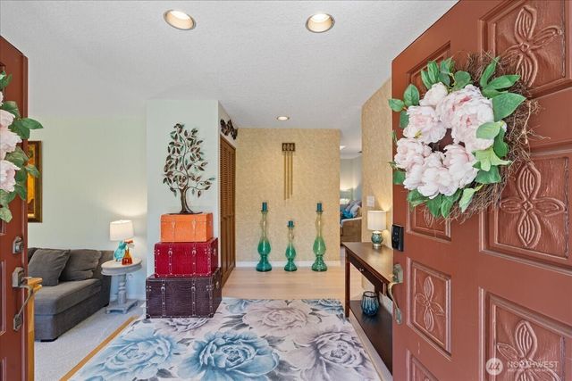 701 175th Street SW, Bothell, WA 98012