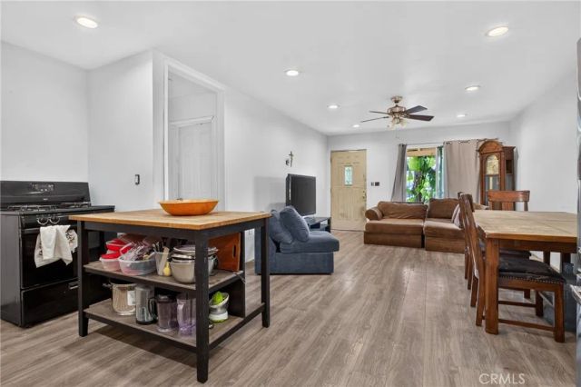 8357 Tyrone, Panorama City, CA 91402