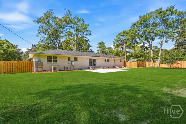 130 Hopecrest Avenue, Savannah, GA 31406