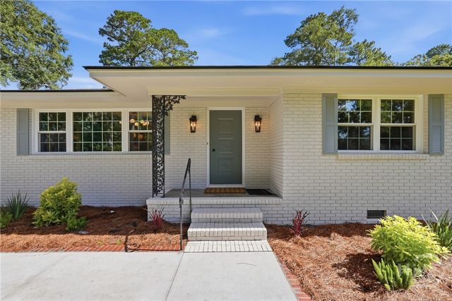 130 Hopecrest Avenue, Savannah, GA 31406