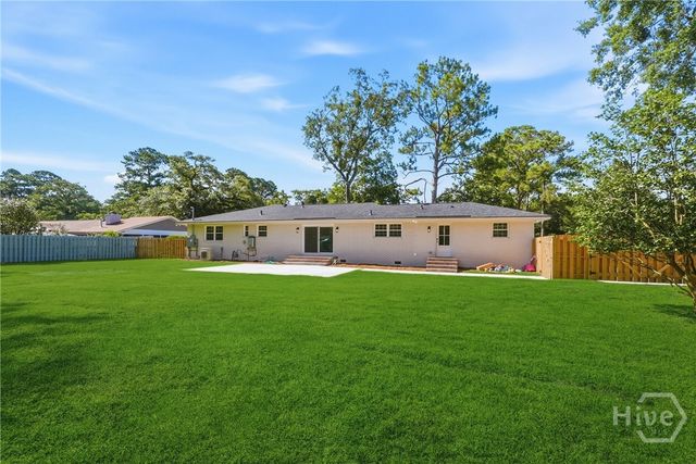 130 Hopecrest Avenue, Savannah, GA 31406